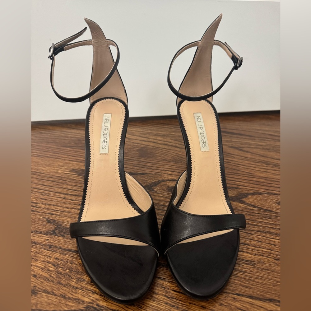 Neil Rodger’s black heels